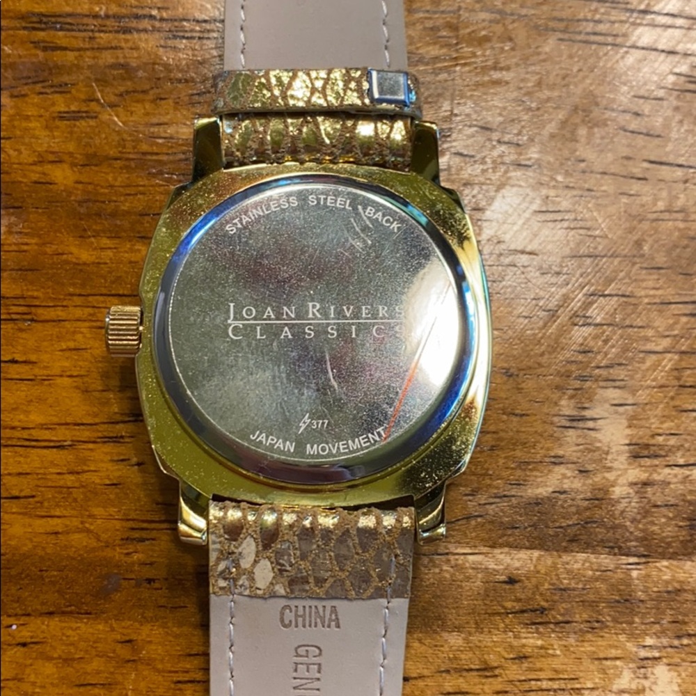 Joan Rivers Gold Watch - Picture 4 of 6